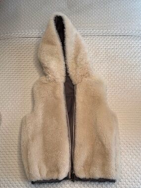 Brunello Cucinelli Kids Cream Shearling Reversible Hooded Vest
